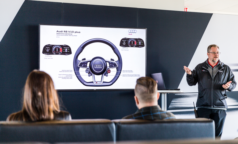 Illustration for article titled The Audi Driving Experience Lets You Blast Around An F1 Track In Someone Else's R8